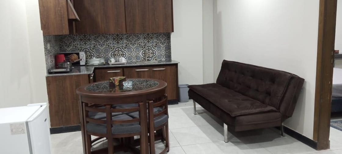 Northern Suites Bahria Town 拉瓦尔品第 外观 照片