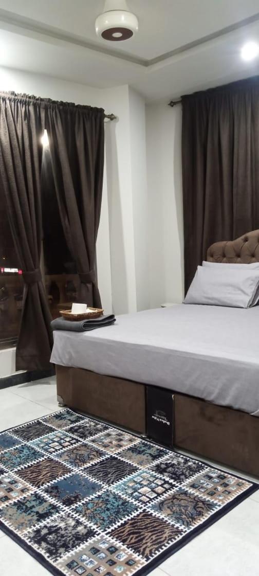 Northern Suites Bahria Town 拉瓦尔品第 外观 照片