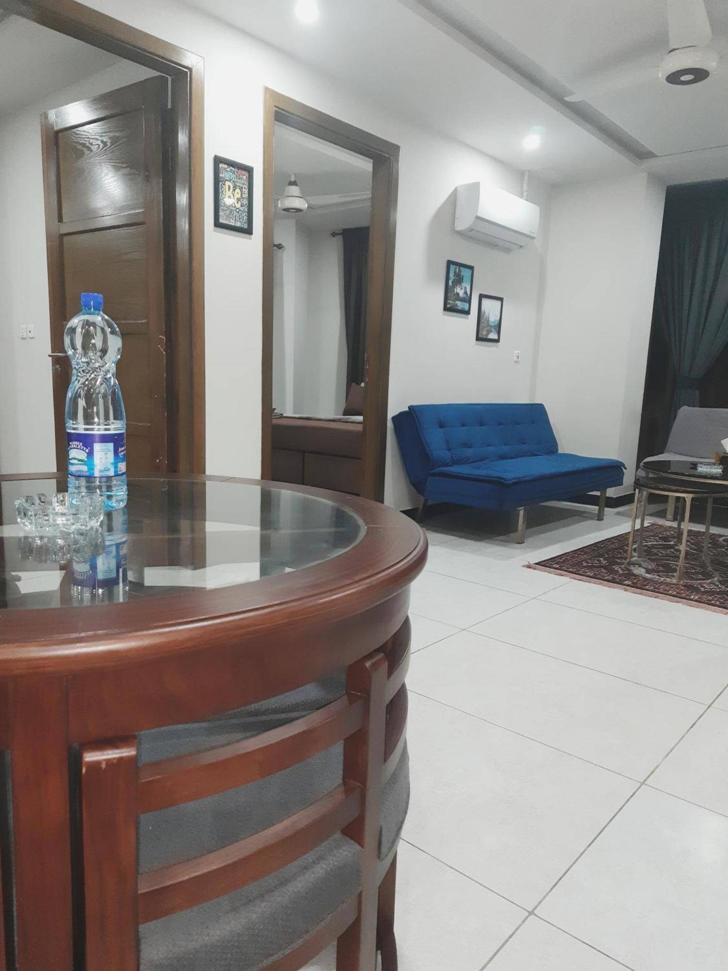 Northern Suites Bahria Town 拉瓦尔品第 客房 照片